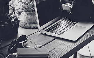 开云电竞-高科技赛车空气动力学：减少阻力的秘密，f1赛车空气动力学